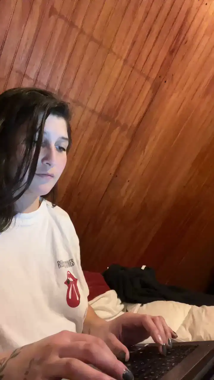 Fallfemme – Cam4 Live Video – 2025-07-06 05:03:06