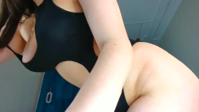 Midnightsky79 – Streamate Live Video – 2025-04-06 05:59:13