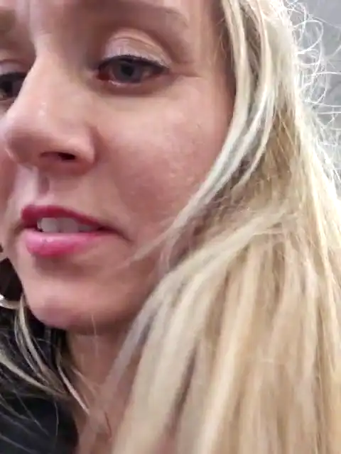 Skyelarsommer – Stripchat Live Video – 2026-04-09 20:20:54