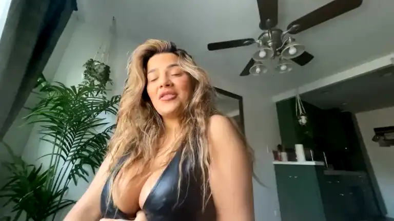 Theirishjlo – Streamate Live Video – 2025-08-18 20:00:36