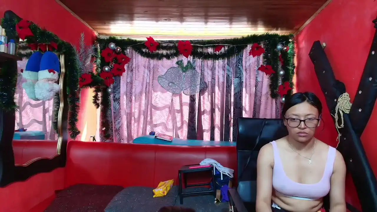 Lesbiancuple – Stripchat Live Video – 2025-01-08 04:46:34