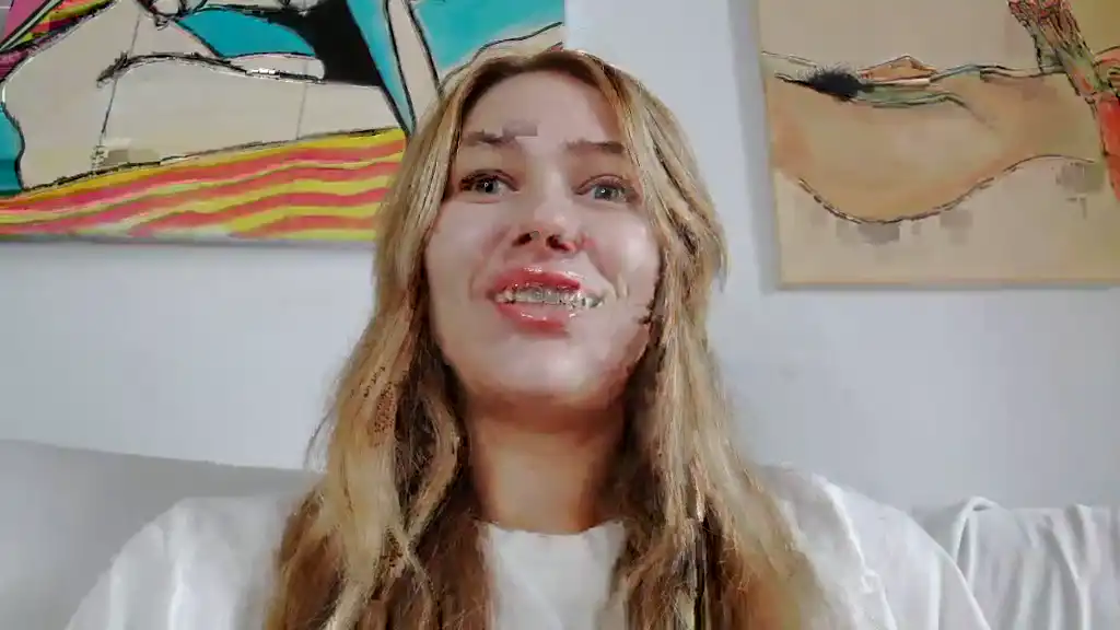 Paprica – Showup Live Video – 2025-10-31 00:47:46