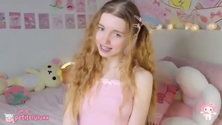 Petiteluluxx – Stripchat Live Video – 2026-01-29 23:45:49