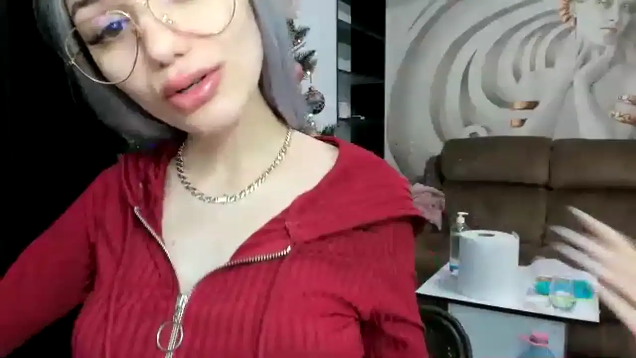 Haleysweet18 – Myfreecams Live Video – 2025-05-26 19:27:21