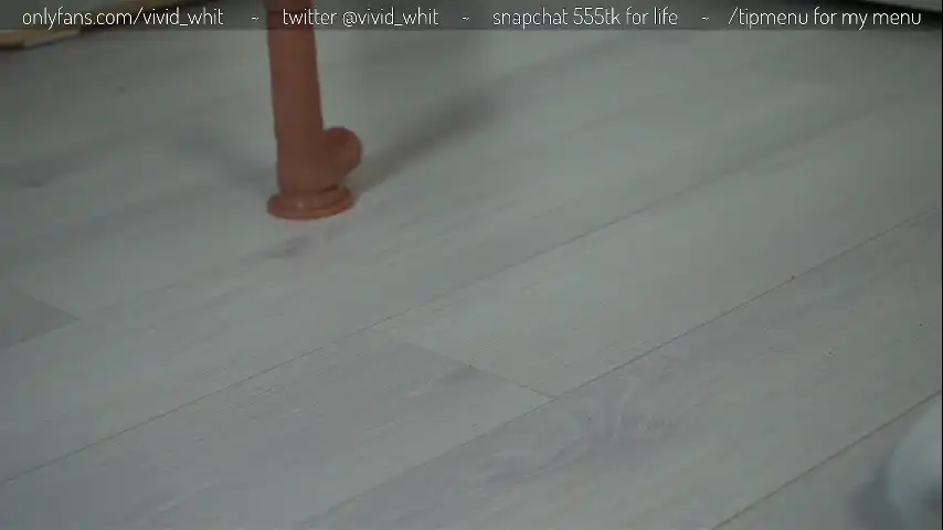 Vivid_whit – Chaturbate Live Video – 2025-03-14 06:18:56
