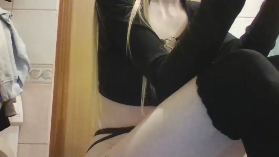 Hot_blondi18_ – Showup Live Video – 2025-05-16 04:29:05