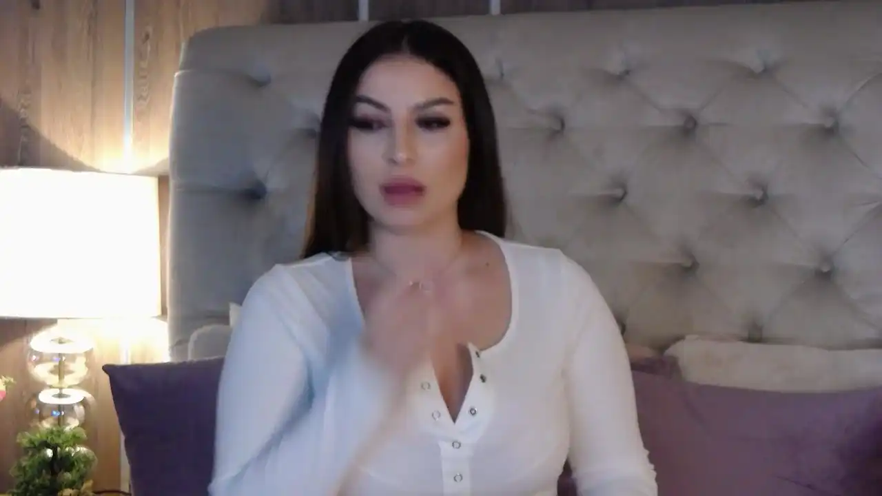 Emily-trix – Flirt4free Live Video – 2025-04-14 01:59:30
