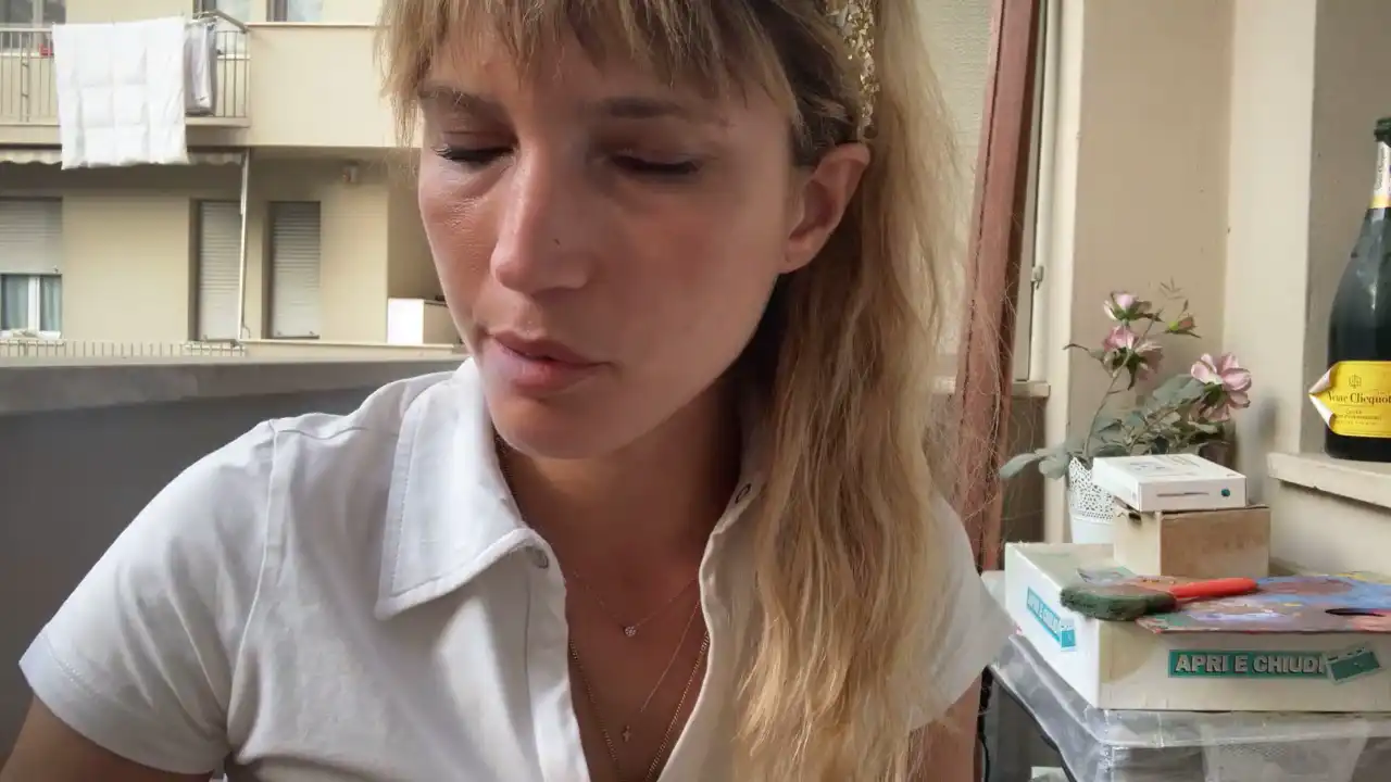 Afrodite1992 – Cam4 Live Video – 2025-06-11 05:52:49