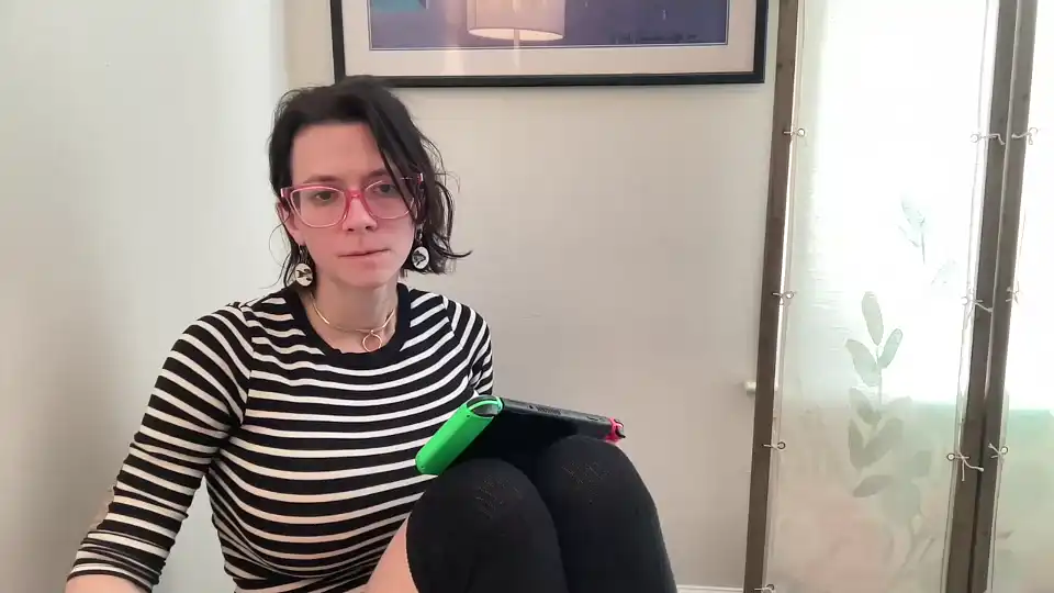 Naomi_reah – Chaturbate Live Video – 2025-03-29 02:31:12