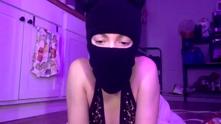 Alyzafox – Streamate Live Video – 2025-02-15 08:38:18
