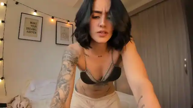 Louissa-bennett – Flirt4free Live Video – 2025-08-13 18:57:25
