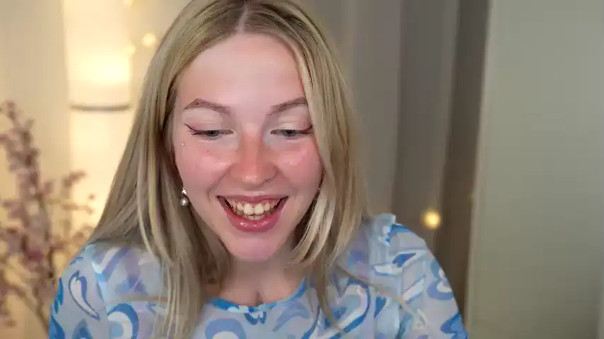 My_stella – Chaturbate Live Video – 2025-03-02 08:50:05
