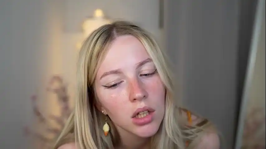 My_stella – Chaturbate Live Video – 2025-07-04 11:44:40