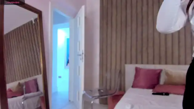 Pixxie_x – Myfreecams Live Video – 2025-12-04 07:54:29