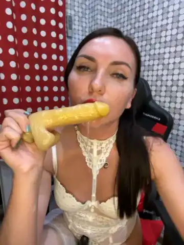 Divora – Bongacams Live Video – 2025-06-05 15:32:57