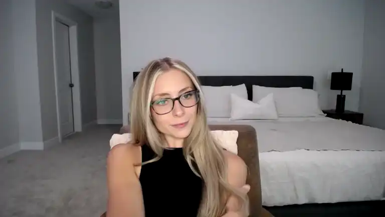 Chasitycolt – Streamate Live Video – 2025-03-09 23:51:16