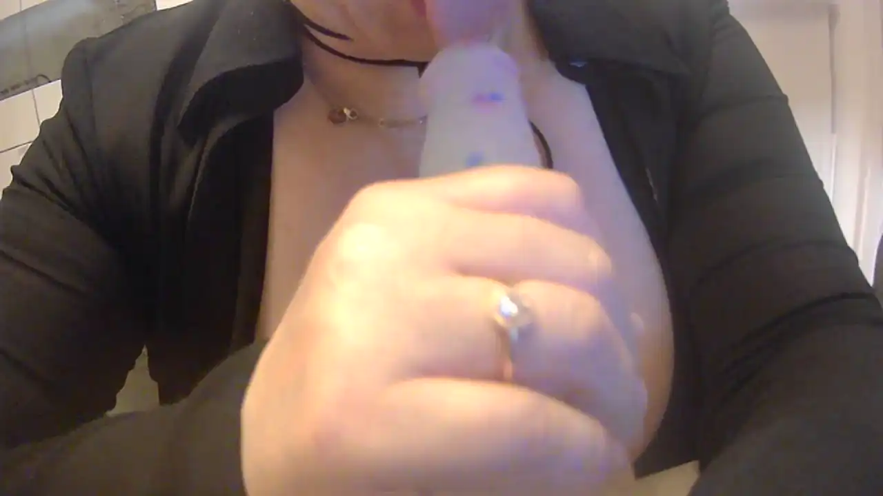 Honey4444 – Cam4 Live Video – 2025-05-11 06:41:11