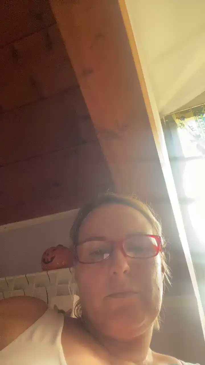Lucestellata – Cam4 Live Video – 2026-02-18 22:11:46