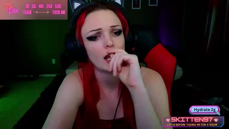 Skitten97 – Streamate Live Video – 2025-05-09 15:19:23