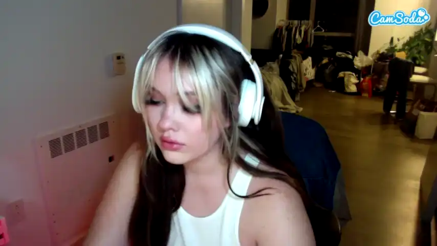 Alicebrat – Camsoda Live Video – 2025-01-14 23:23:22