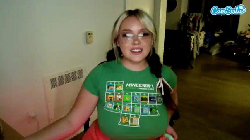 Alicebrat – Camsoda Live Video – 2025-04-20 07:03:12