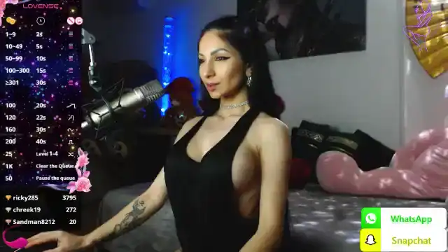 Evelynaisha – Myfreecams Live Video – 2025-06-22 00:21:08