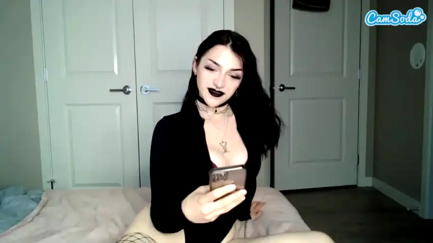 Luciahell – Camsoda Live Video – 2025-03-12 02:48:48
