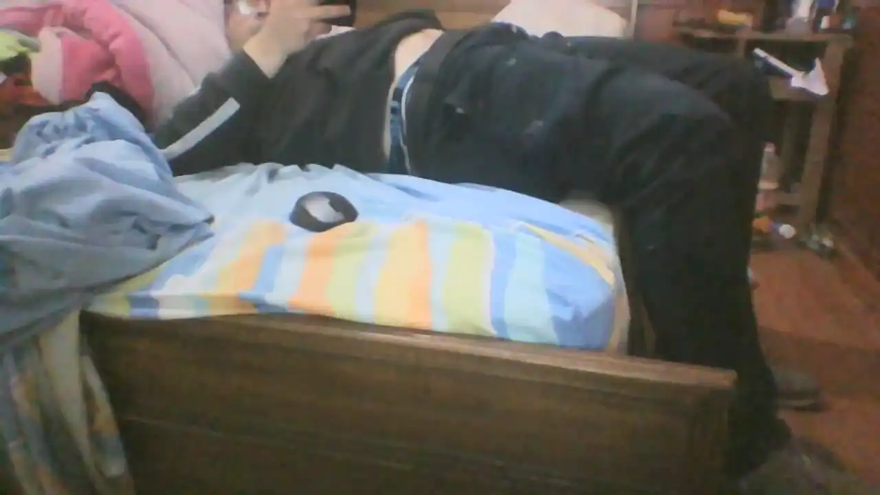 Parejasexyb – Amateur.tv Live Video – 2025-05-23 02:00:13