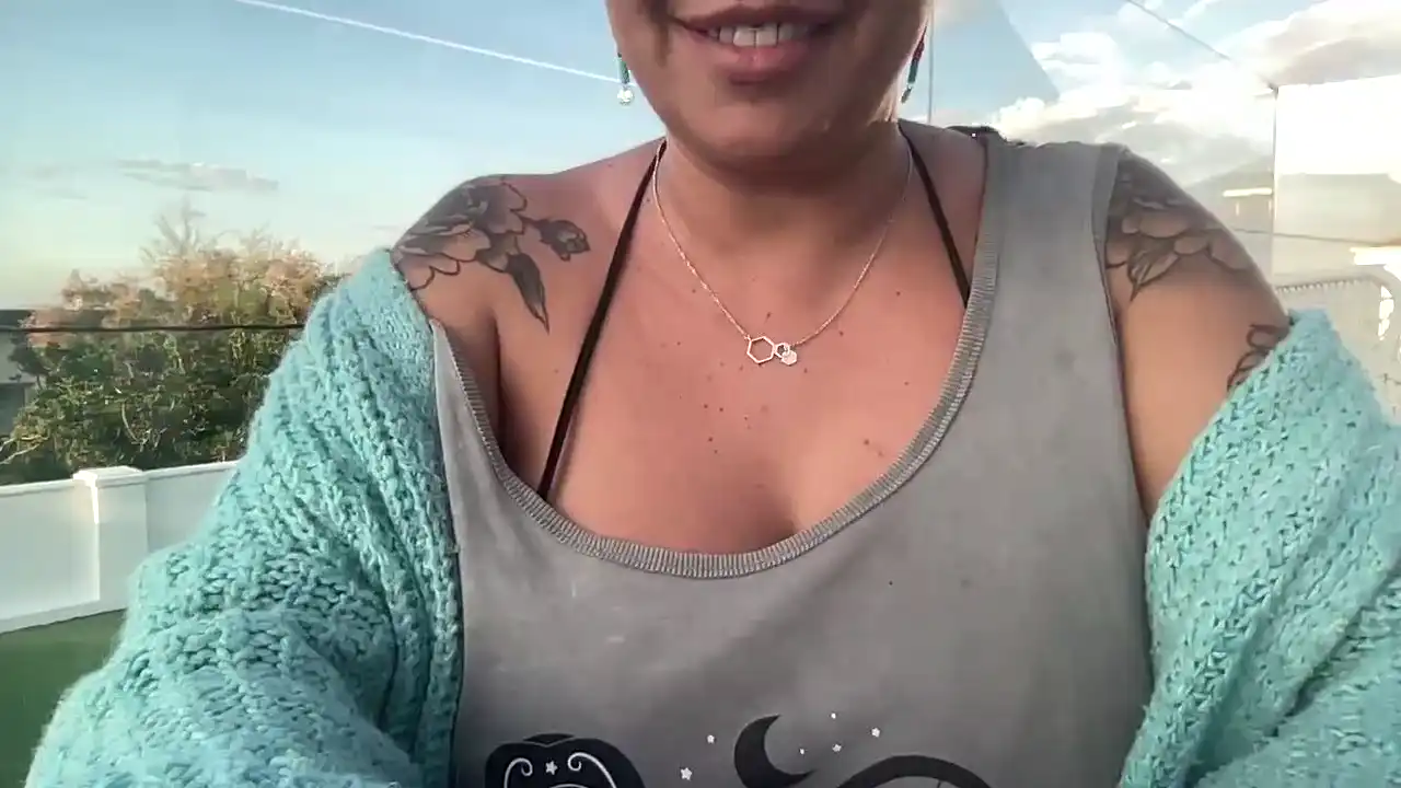 Habanna – Amateur.tv Live Video – 2025-11-24 13:06:59