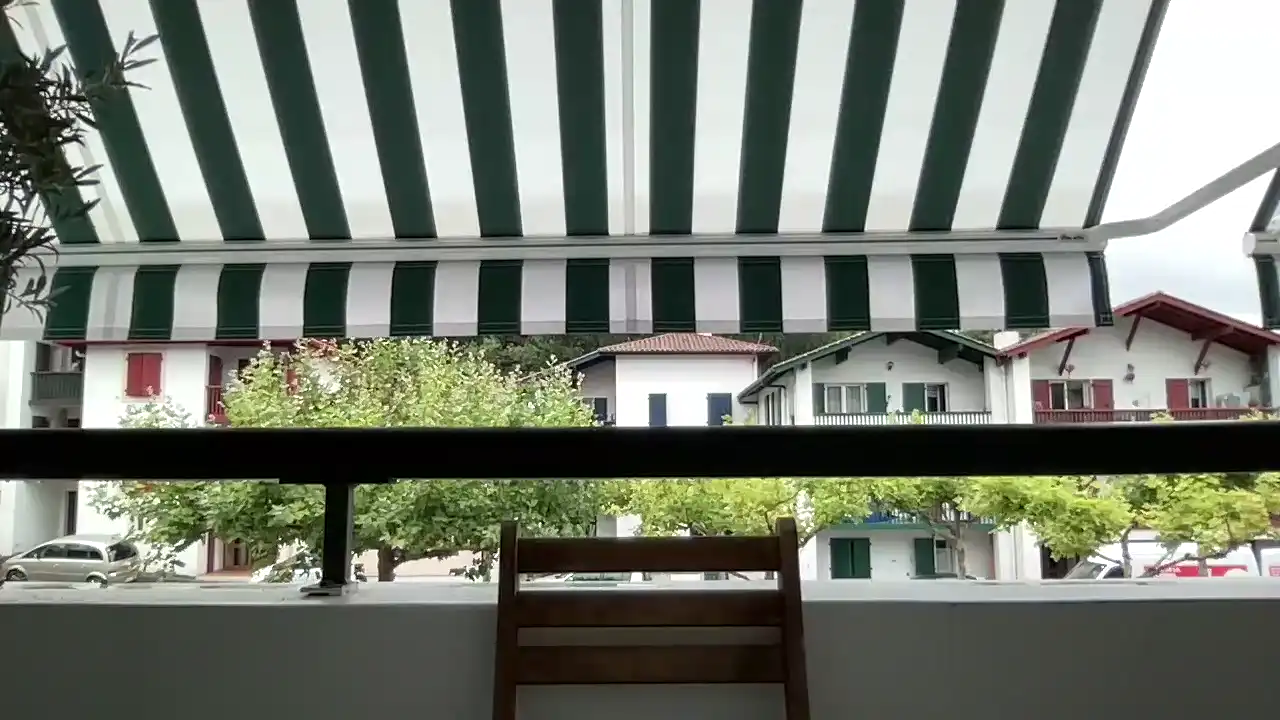 Habanna – Amateur.tv Live Video – 2025-01-16 06:21:09