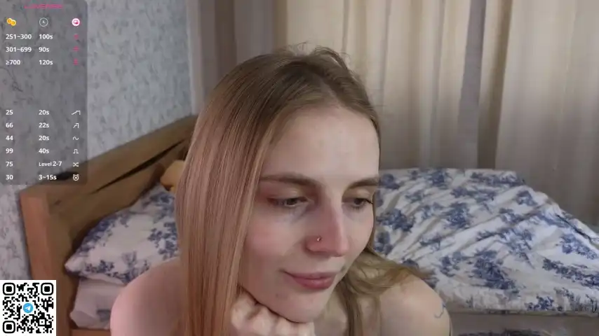Haliecross – Stripchat Live Video – 2025-08-19 22:18:57