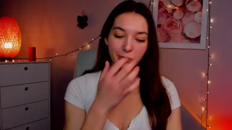 Meganxkiss19 – Streamate Live Video – 2025-08-06 12:04:08