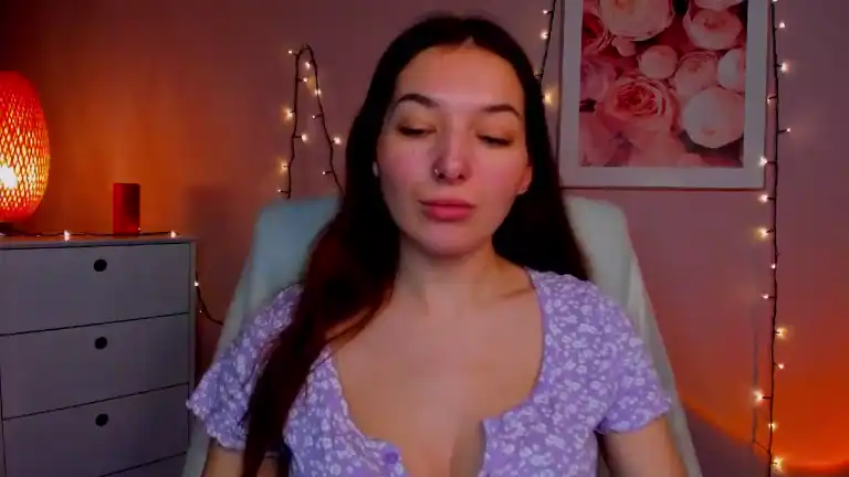 Meganxkiss19 – Streamate Live Video – 2026-04-30 22:31:47