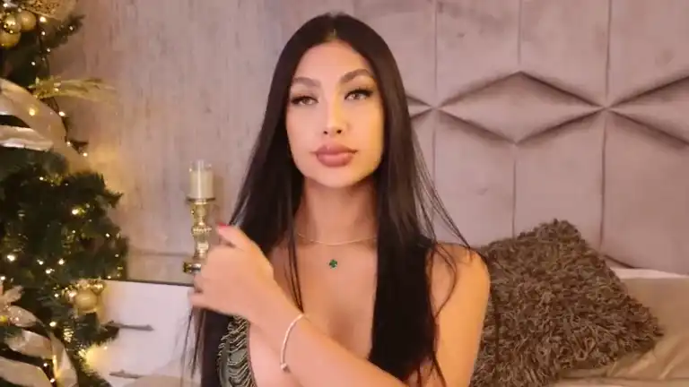 Sabrinaross – Streamate Live Video – 2025-02-26 18:06:11