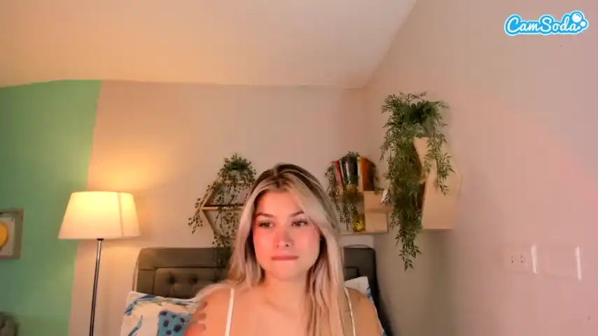 Valeryguti1 – Camsoda Live Video – 2025-11-25 21:40:51