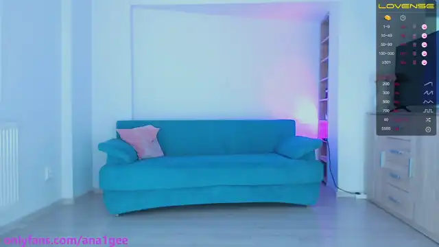 Anagee – Myfreecams Live Video – 2025-01-04 03:33:45
