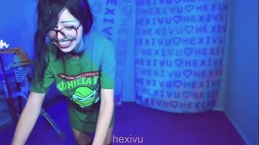 Hexivu – Chaturbate Live Video – 2025-02-01 10:22:16