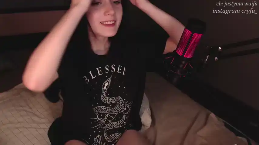 Justyourwaifu – Chaturbate Live Video – 2025-08-16 22:31:39