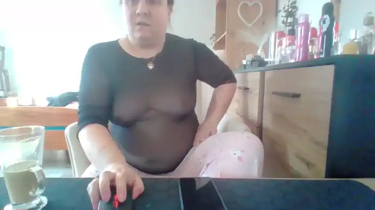 Mirian – Streamate Live Video – 2025-11-16 02:00:12