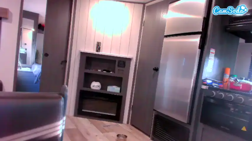 Tighttinymilf – Camsoda Live Video – 2025-02-01 14:55:04
