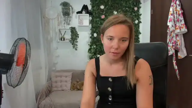 Lexi_anne18 – Myfreecams Live Video – 2025-02-21 22:47:42