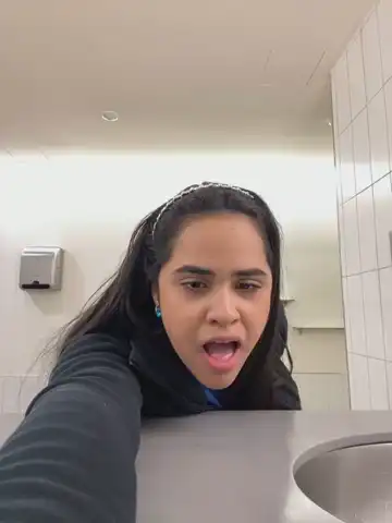Maria_ruiz – Stripchat Live Video – 2025-05-22 10:31:29