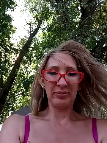 Mom___dad – Stripchat Live Video – 2025-01-06 07:31:20