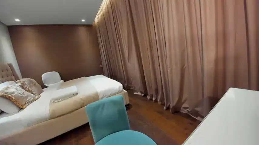 Ehotlovea – Chaturbate Live Video – 2025-03-14 01:46:05