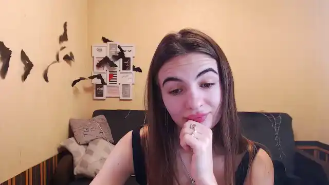 Kristinamfc – Myfreecams Live Video – 2025-08-08 10:48:28