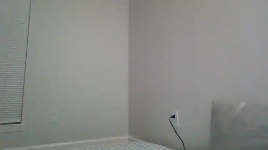 London_tipton – Chaturbate Live Video – 2025-01-16 04:47:46