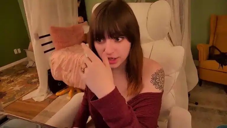 Vixenminx – Streamate Live Video – 2025-07-23 15:04:21