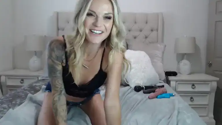 Lexilanexo – Streamate Live Video – 2025-01-11 21:47:25
